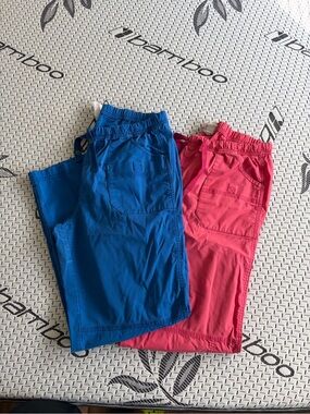 WonderWink Blue and Pink Elastic Waist Scrub Pants - Pair